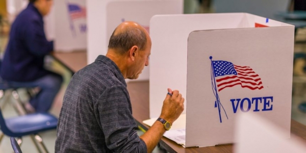 미국 유타 카운티가 현역 군인 및 해외 거주 미국인 등을 대상으로 시의회 예비선거에서 블록체인 기반 투표를 실시했다. 사진출처: 코인데스크