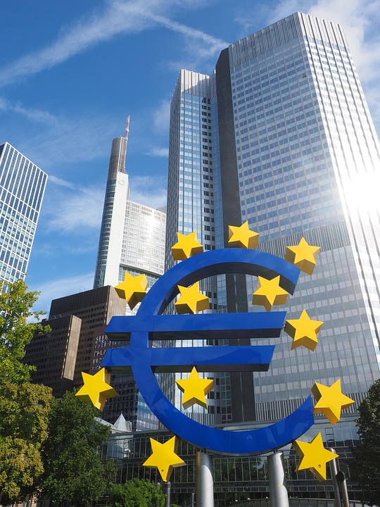 ECB의 이사 메르시가 페이스북 리브라의 약속은 신뢰할 수 없다며 입장을 표명했다. 사진출처: 픽사베이